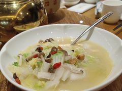-乐忻皇朝(上海中心大厦店)