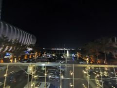 -卡普里披萨·牛扒·下午茶