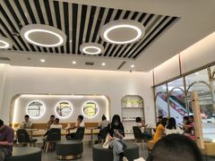 大堂-CoCo都可(吾悦店)