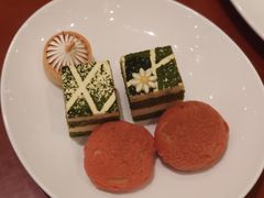 -东方滨江大酒店·滨江厅