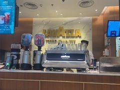 -LAVAZZA拉瓦萨咖啡(上海金融街店)