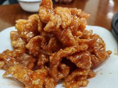 -胡子饮食店