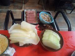 -周幺妹重庆老火锅(银泰城总店)