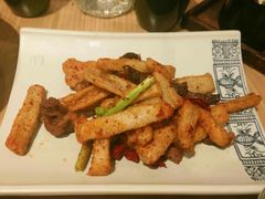 手撕牛干巴炒藕条-云海肴·汽锅鸡·云南菜(东坝金隅店)