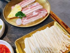 -彭妈家•韩国烤肉料理(张杨路店)