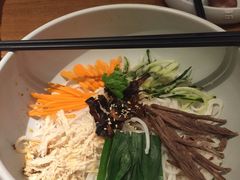 -云海肴·汽锅鸡·云南菜(天山百盛优客店)