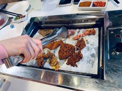 -爱客得牛排海鲜烤肉·火锅自助(春熙路黑金好店)