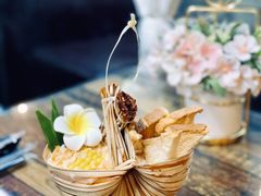 香水椰子冰沙-婉泰·特色小吃·舂鸡脚(告庄二店)