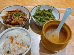 -老四川(T3航站楼F指廊店)