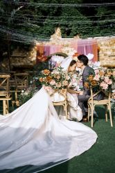 -花轿喜屋婚礼策划