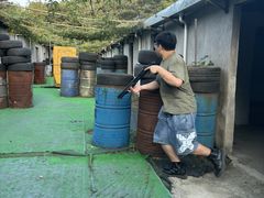 -东湖小天池真人CS彩弹野战基地