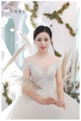 -欣薇婚纱(新源乐汇城店)