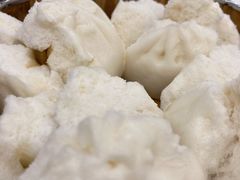 笑口鲍汁叉烧包-凤凰楼酒家·粤宴点心(华强北店)