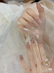 -星辰·新中式美甲美睫工作室