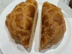 菠萝包-香港新发烧腊茶餐厅(书城店)