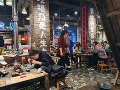 -破瓦寒窑·地摊烤羊排