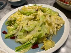 手撕圆白菜-懒人盐府人家(航天桥店)