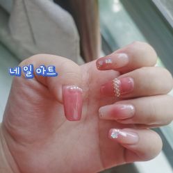 -UGIRL有个美甲
