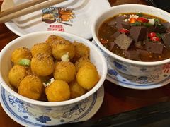 -炉小二铜锅牛蛙•川湘菜(三里屯店)