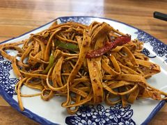 香辣千叶豆腐-壹阁胡羊焖饼(敦煌夜市店)