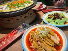 -山城外·非遗酸菜鱼(蜀都万达店)