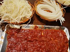 -黔有有贵州酸汤夺夺粉火锅(五味十字店)