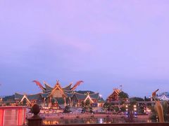 -七彩云南欢乐世界