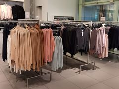 -H&M(鹏欣水游城店)