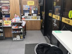 -便利蜂(河东区十一经路68号店)