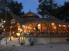 -Hai Bar And Grill