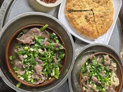 -乐山食古香跷脚牛肉