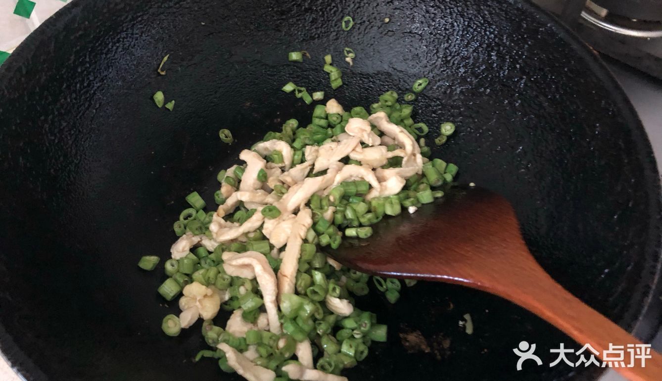 夏日快手菜—低脂美味的鸡肉炒豆角