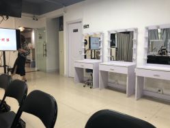 -KISS U 国际美学