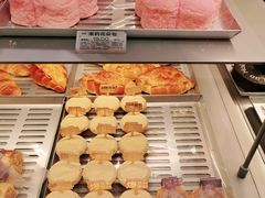 -好利来(上海虹桥新天地Lab主题店)