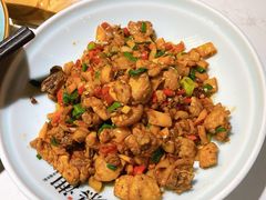 坛子椒炒鸡-慕湘精致湖南菜(水贝店)