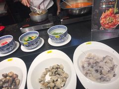 -四海一家自助餐(益田假日广场店)