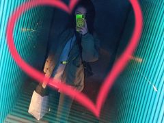 -桔子酒店(上海西藏北路地铁站店)