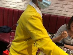 -青瓦炭韩潮烤肉(花园道店)