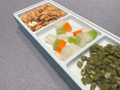 -荷塘秋月·本帮江浙菜(国权路店)