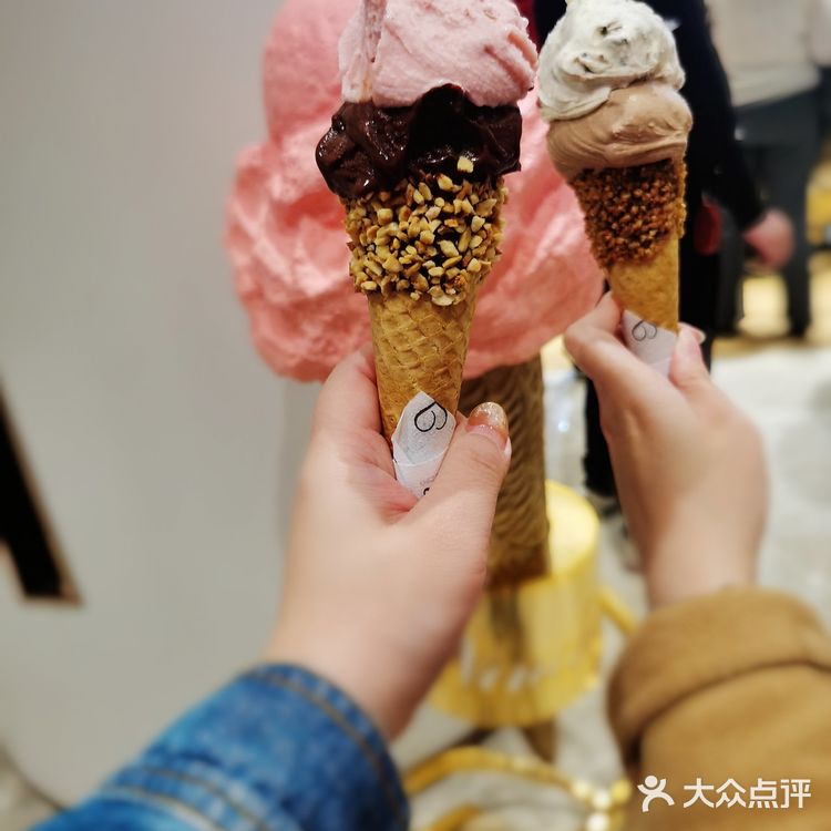 恒隆广场武汉首家Venchi