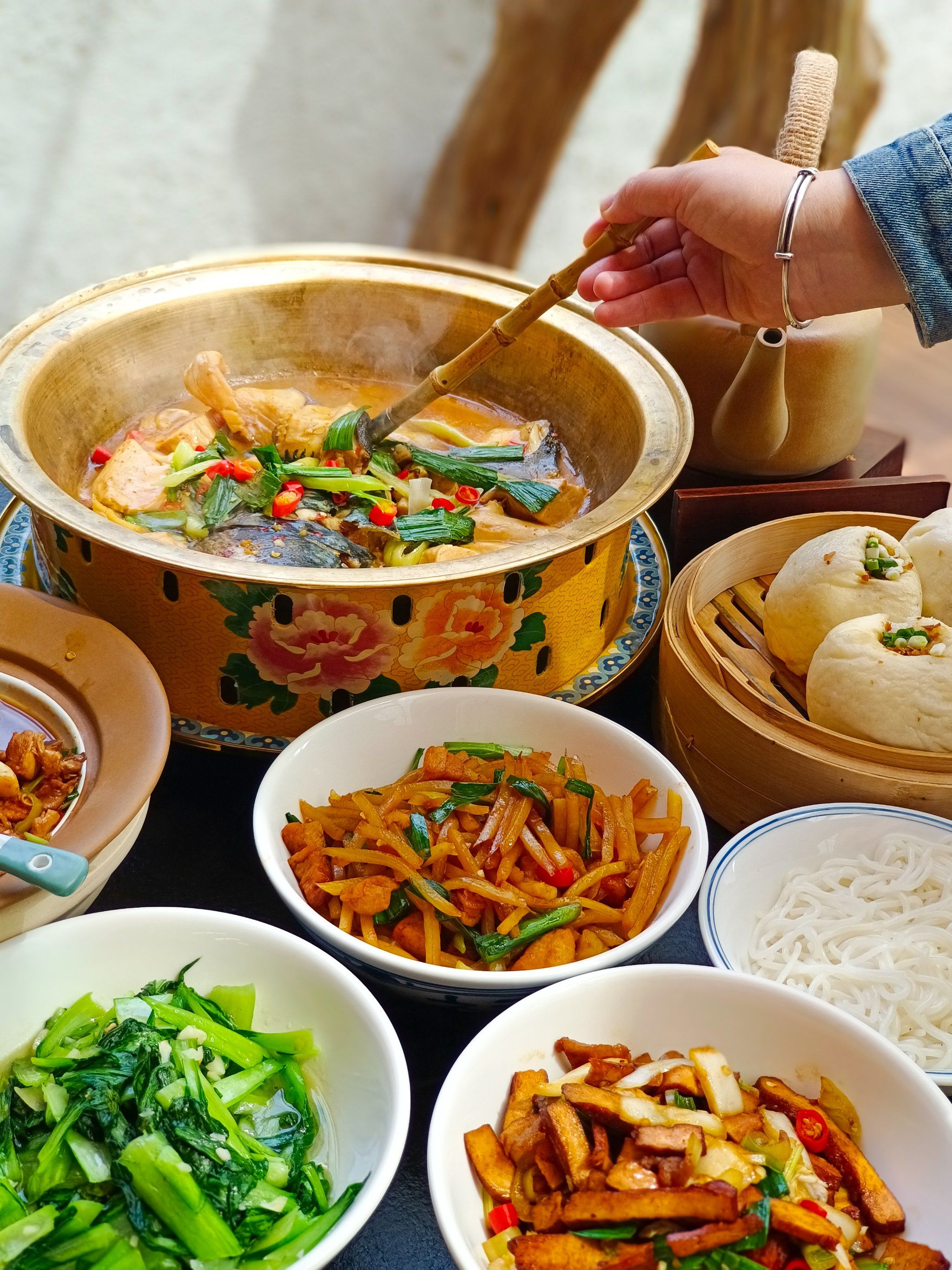 鲜嫩活鱼,竹林走地鸡,真正衢州味儿