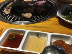 -唯成•韩国炭火烤肉 유성고기