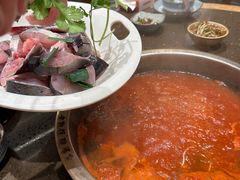 -野山舂·贵州现舂酸汤牛肉(民生路店)