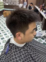 点击看大图 -Joker先生·男士理发馆