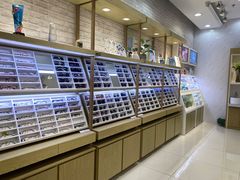 -标准眼镜·蔡司官方授权店(塘沽远洋未来汇店)