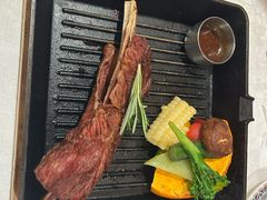 大力士全熟牛肋排-俄士厨房(环球港店)