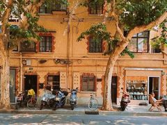 -衡山路(地铁站)