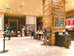 大堂-星巴克(深圳宝安泰华店)