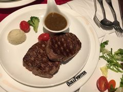 -斗牛士牛排(南京东路店)