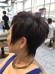 -PE SALON 